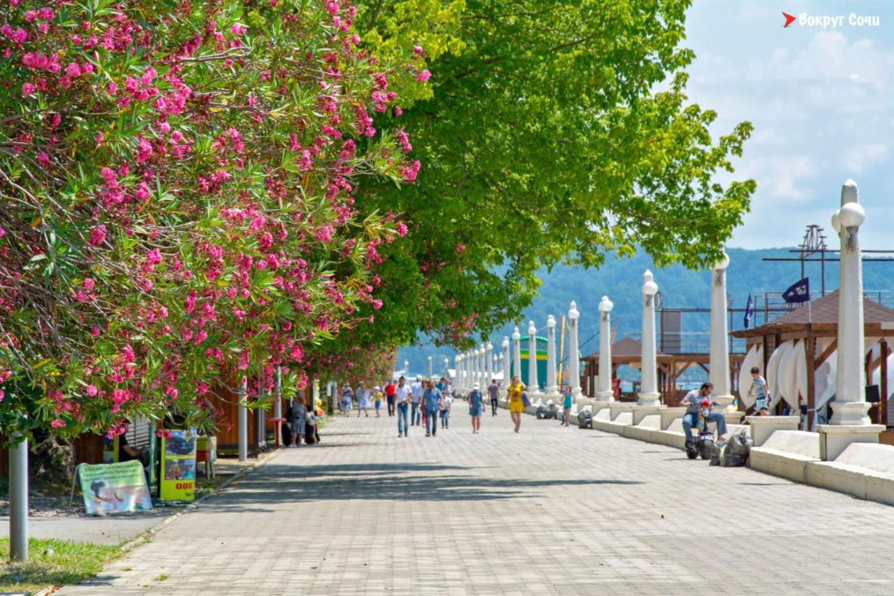 1 Квартира Люкс У Моря Sochumi Exterior foto
